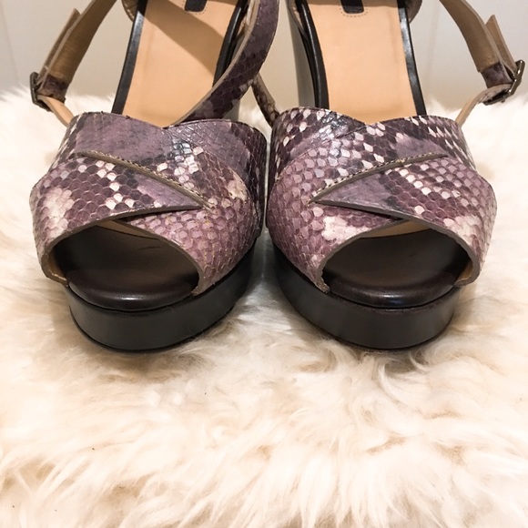 Longchamp leather wedge snake print ankle strap sandals 36 - Picture 3 of 8